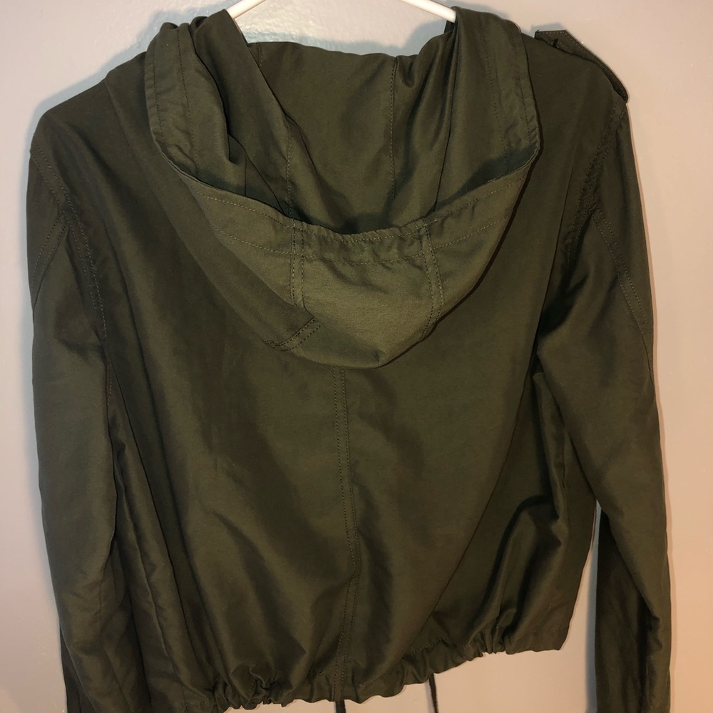 Cute green light jacket - Picture 2 of 2